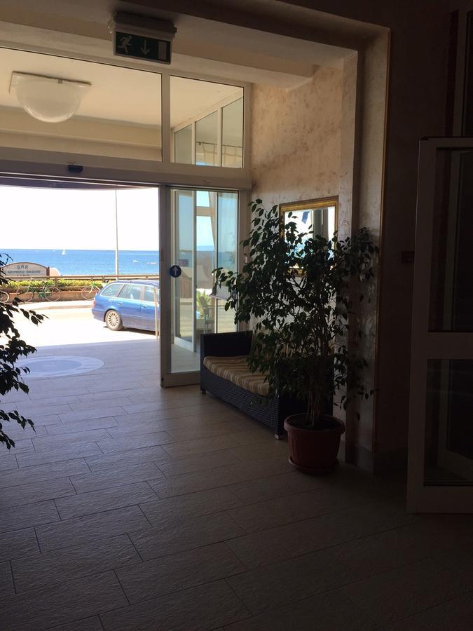 Hotel Lido Follonica Exterior photo
